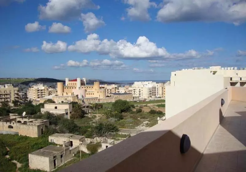 Belmont Court Apartments