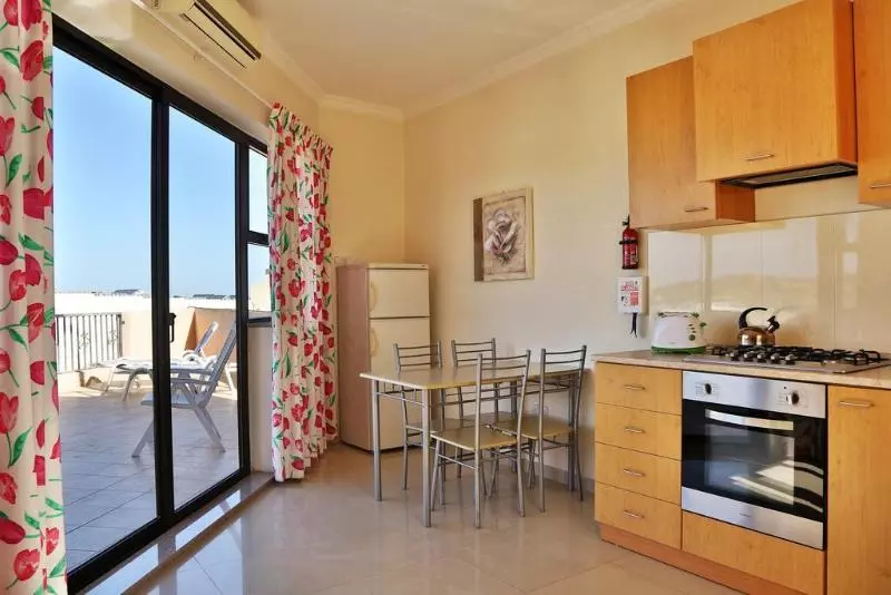 Belmont Court Apartments