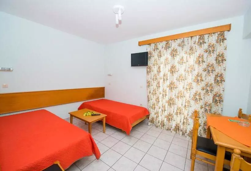 Erato Studios & Apartments