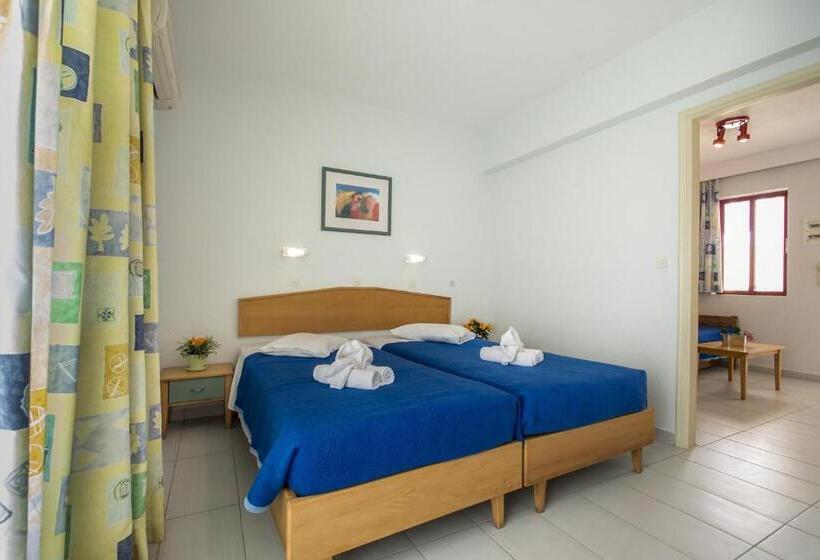 Erato Studios & Apartments