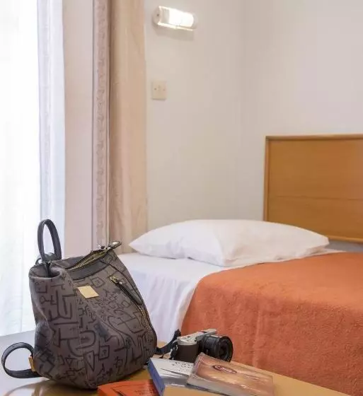 Erato Studios & Apartments