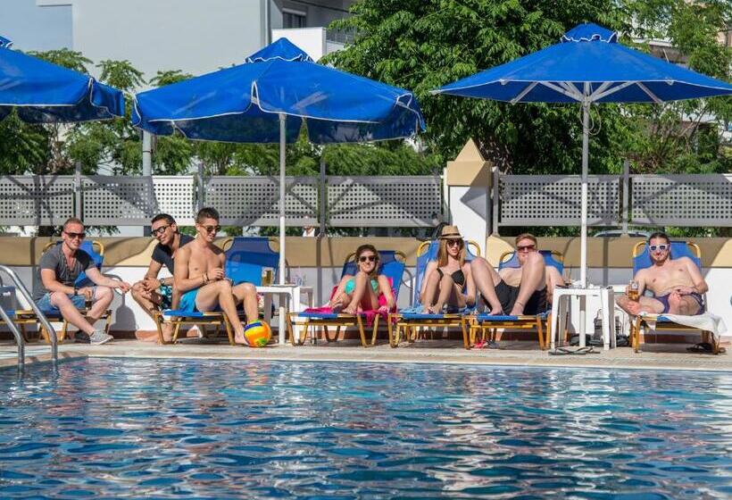 Erato Studios & Apartments