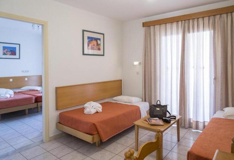 Erato Studios & Apartments