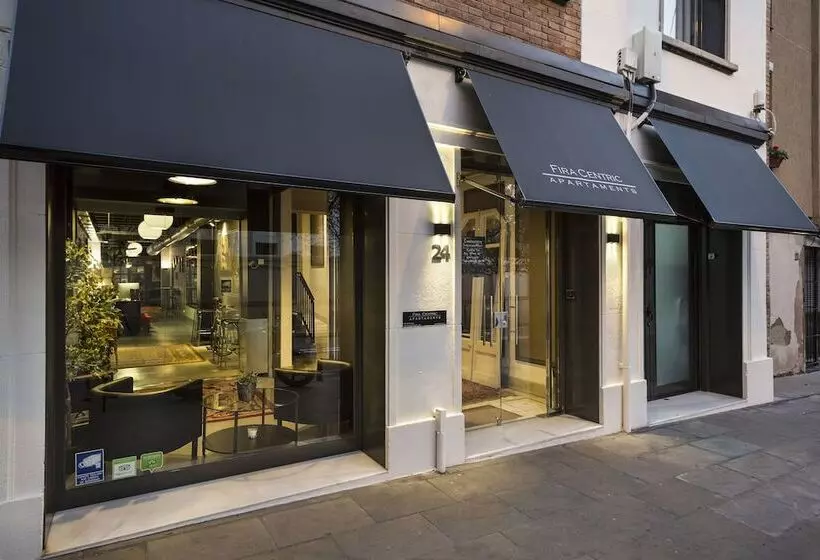 Fira Centric Apartments By Gaiarooms