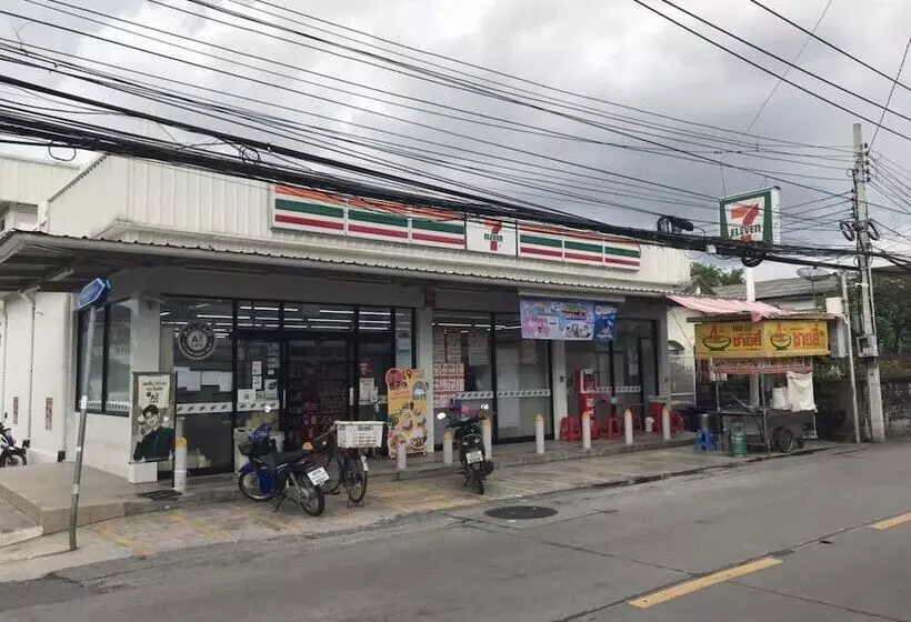 ホテル 48 Ville Donmuang Airport