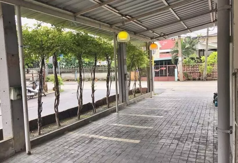 ホテル 48 Ville Donmuang Airport