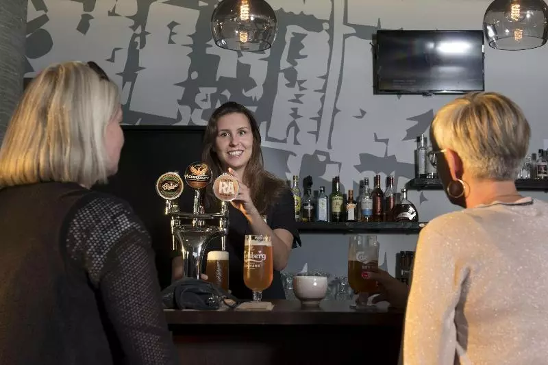 هتل Aalborg Airport