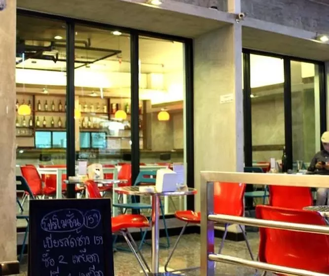 ホテル Bangkok 68