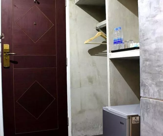 ホテル Bangkok 68