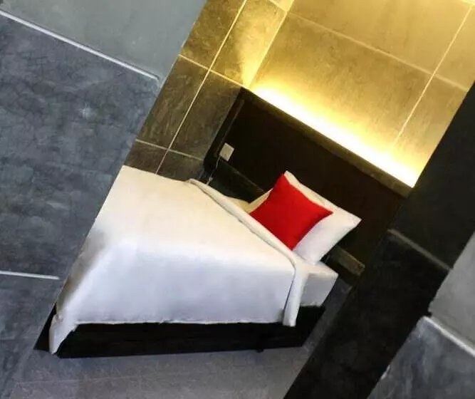 ホテル Bangkok 68