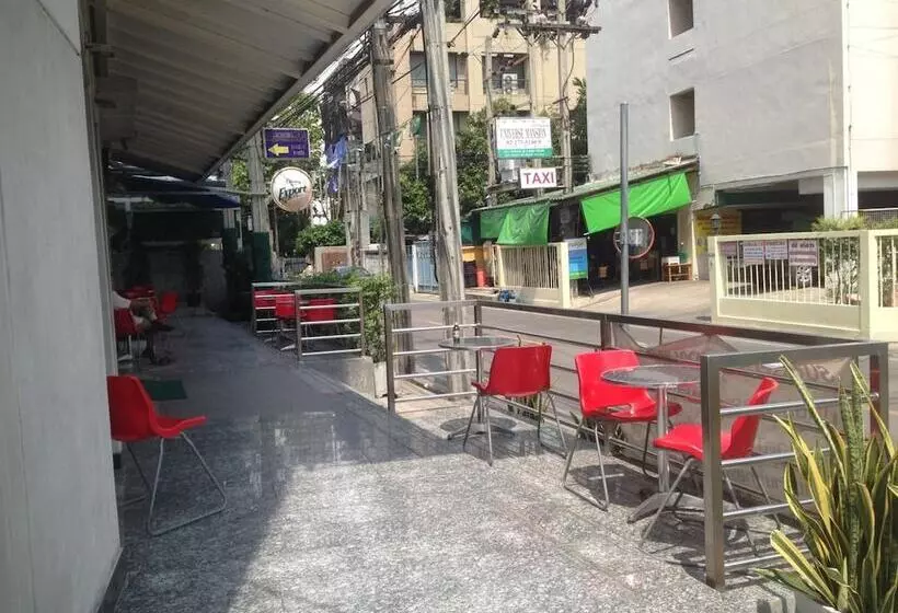 ホテル Bangkok 68