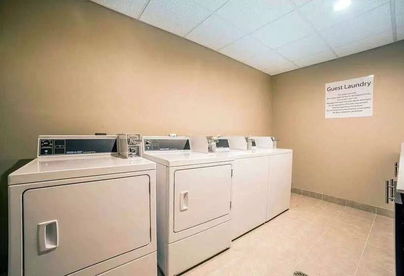 ホテル Comfort Inn & Suites Vernal  National Monument Area