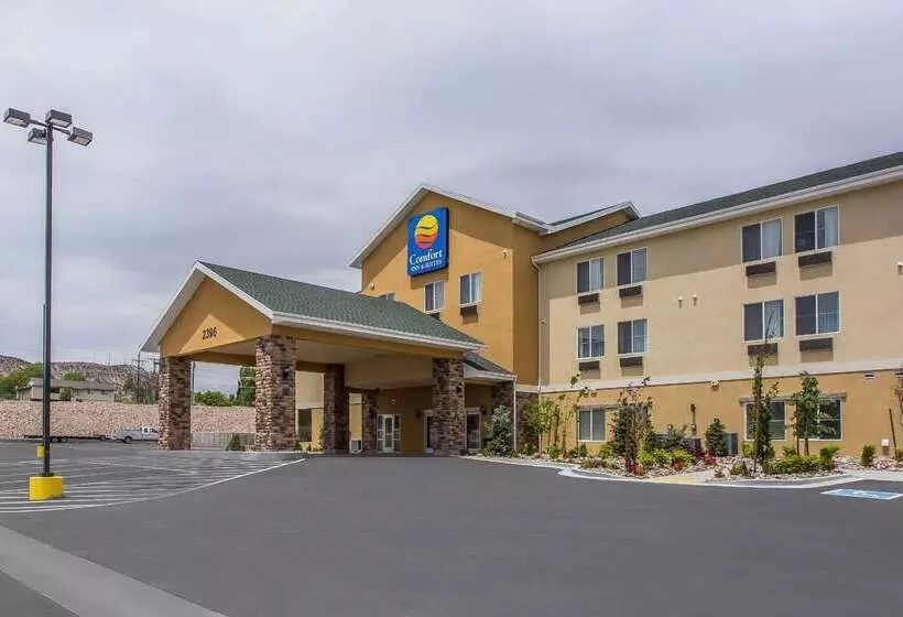 ホテル Comfort Inn & Suites Vernal  National Monument Area