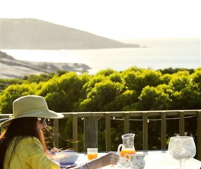 ホテル Esperance B&B By The Sea