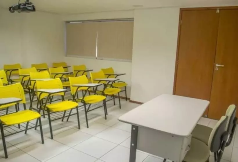 Отель Expresso R1