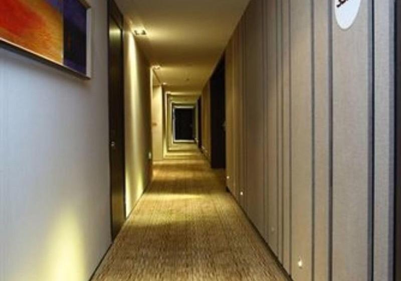 Hotel Grand Madison Qingdao Harbourview Central（former Qingdao Farglory ）