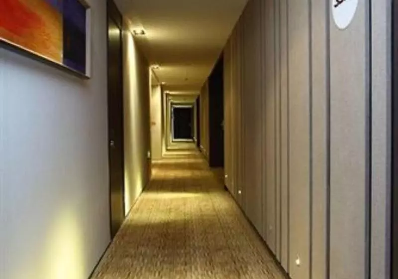 Hotel Grand Madison Qingdao Harbourview Central(former Qingdao Farglory )