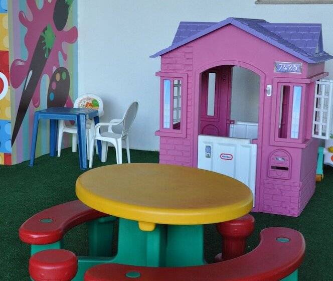 فندق Indaia Park