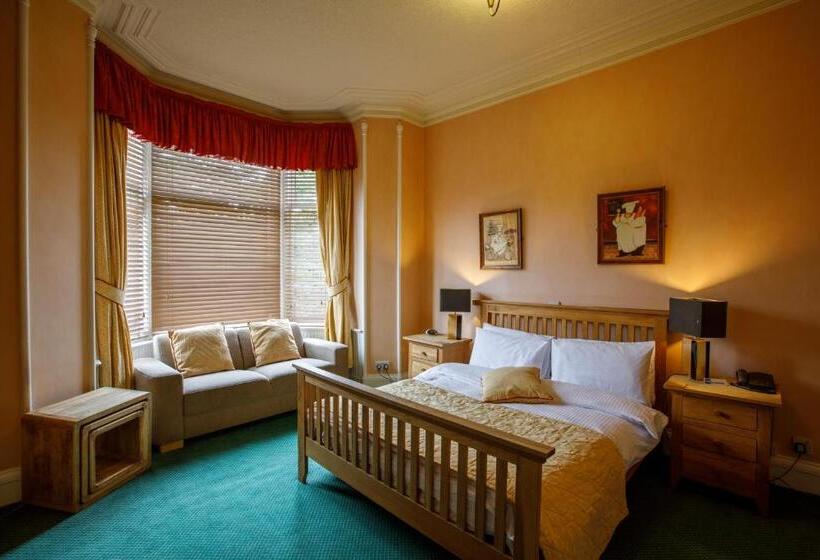 בית מלון כפרי Inn At The Park