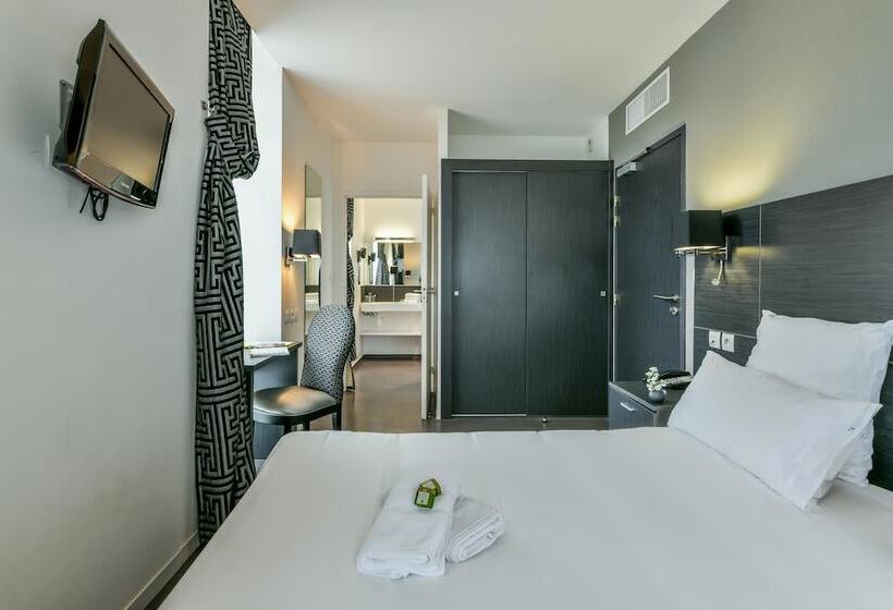 Отель Logis Hôtel & Restaurant La Villa Bleue