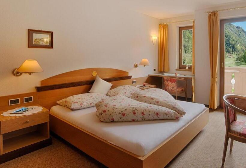 בית מלון כפרי Mair