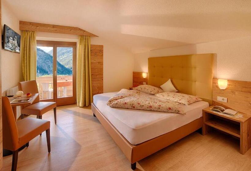 בית מלון כפרי Mair