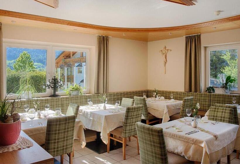 בית מלון כפרי Mair