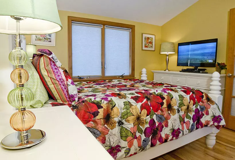 Hotel Officers View On Captain View