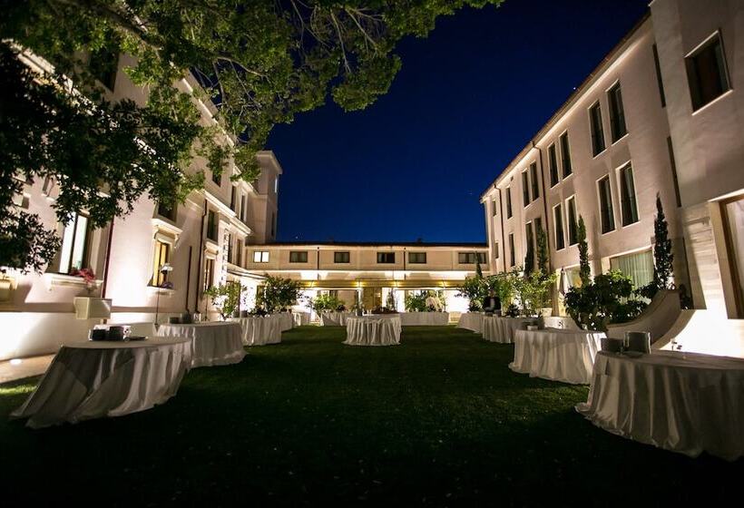Hotel Parco Delle Fontane