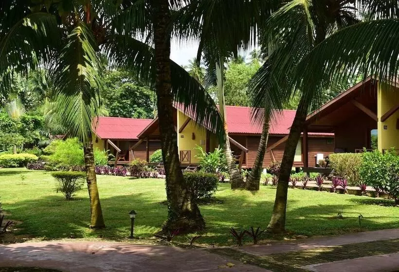 هتل Pestana Equador