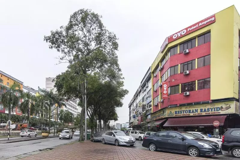 בית מלון כפרי Puteri Ampang