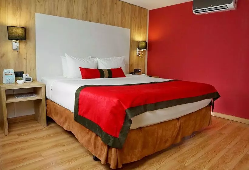 فندق Ramada By Wyndham Panama Via Argentina