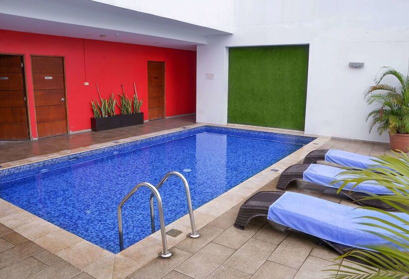 Отель Ramada By Wyndham Panama Via Argentina