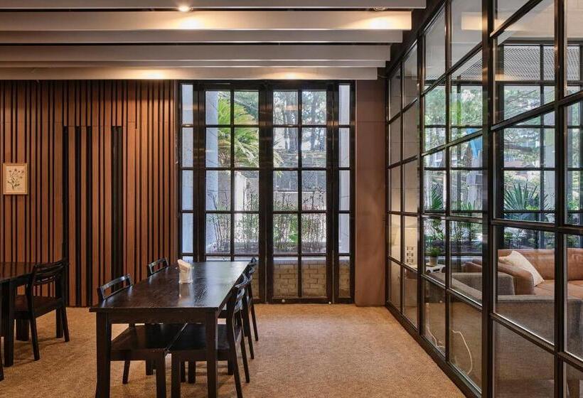 Hotel The Island Blue