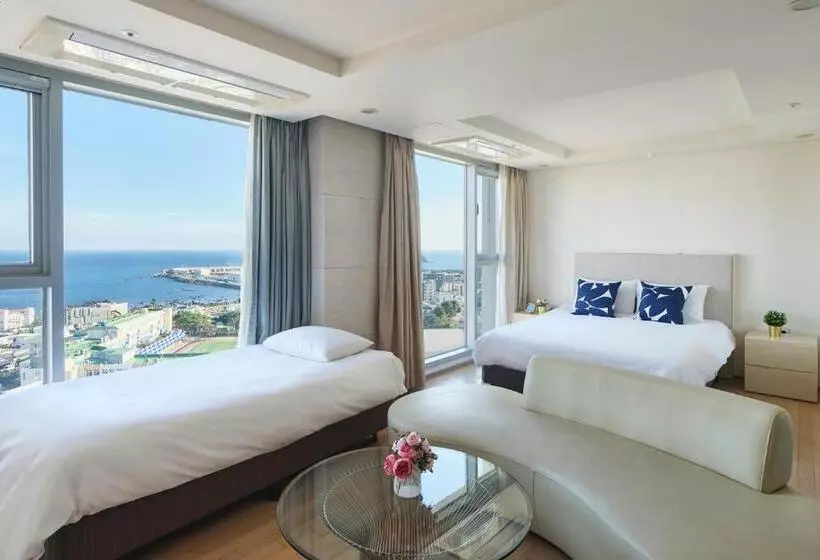 בית מלון כפרי The Island Blue