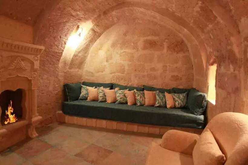 Larina Cave Otel