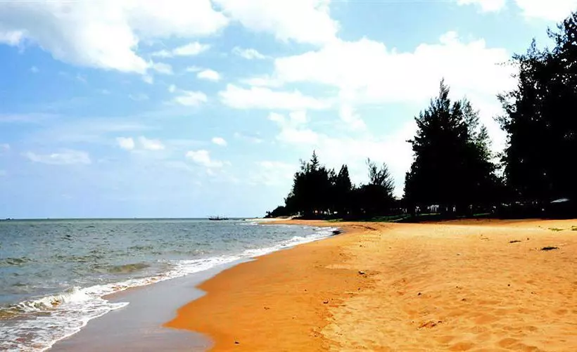 استراحتگاه Sunshine Pool Villa