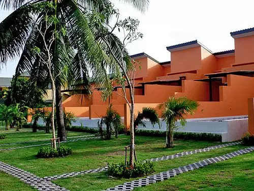 استراحتگاه Sunshine Pool Villa