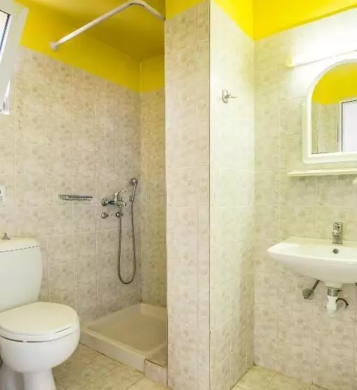 Vickys Studios Faliraki