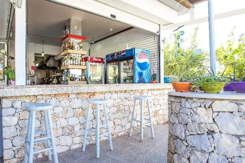 Vickys Studios Faliraki