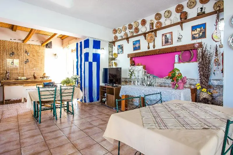 Vickys Studios Faliraki