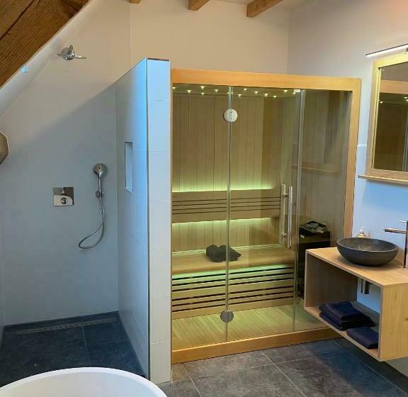 B&b Idylle Aan Zee Incl 2 Wellnessstudios