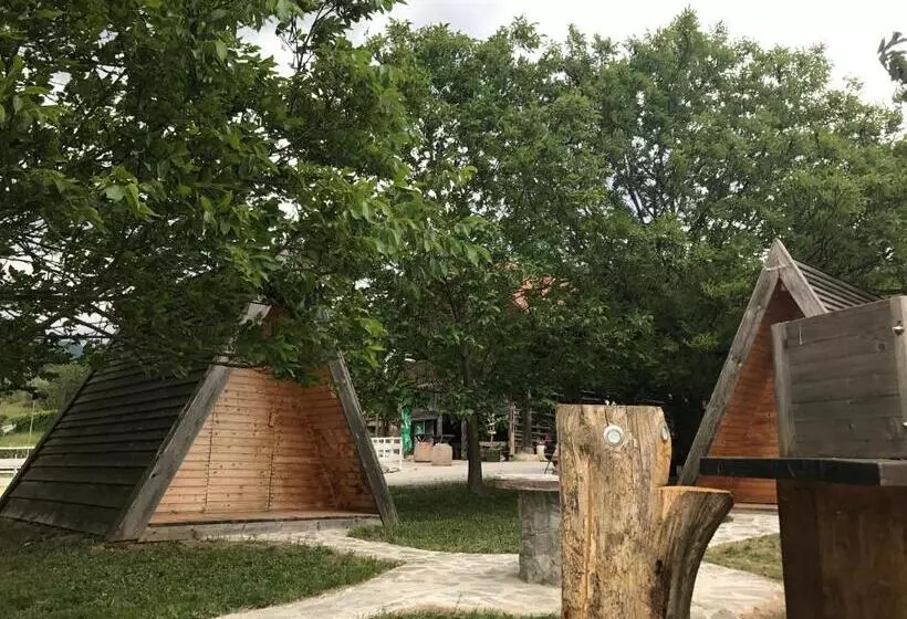 هتل Glamping Laško