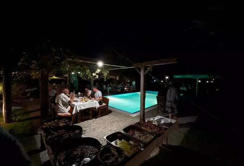 هتل Glamping Laško