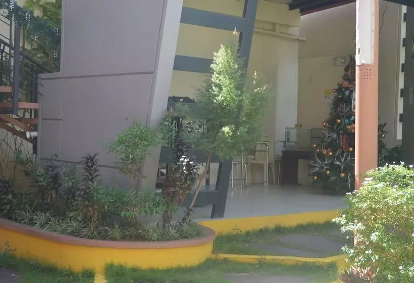 ユースホステル Manora Apartment