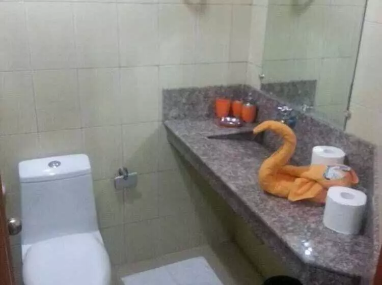 ユースホステル Manora Apartment