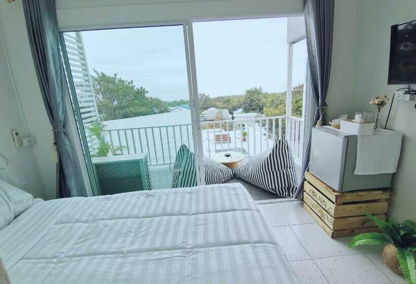 Bed and Breakfast เกาะล้านเม้าท์เทน