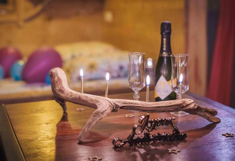 住宿加早餐  Les Cabanes Du Val De Loue   Hébergements Atypiques Tout Confort