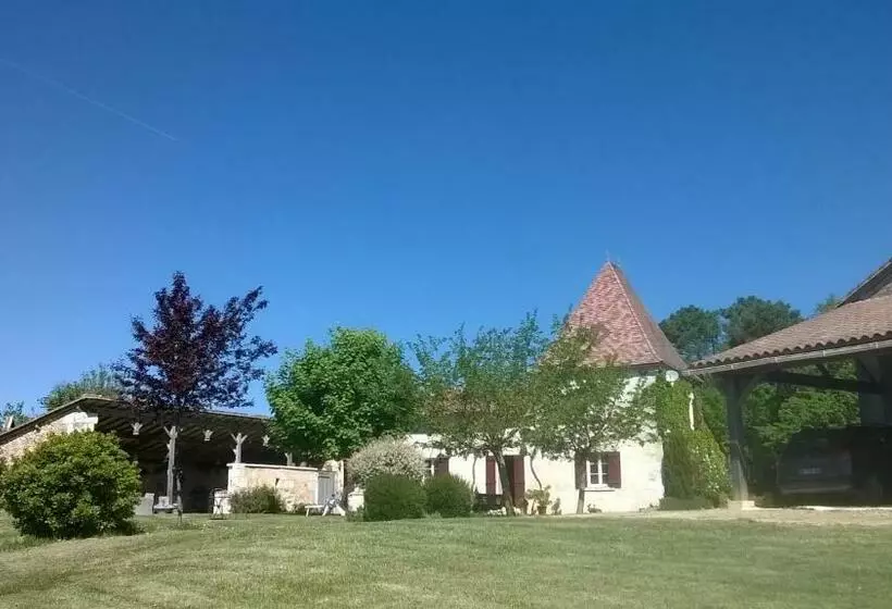 Aamiaismajoitus (B&B) Lembaudie