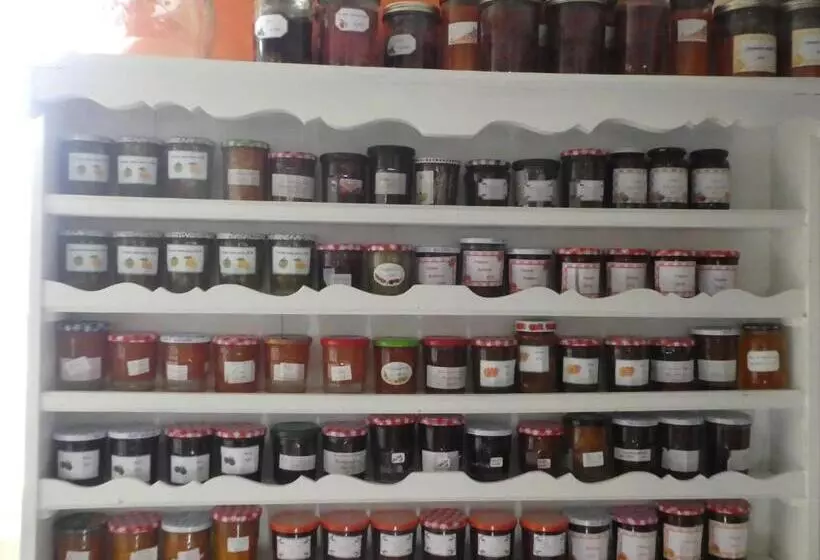 ベッドアンドブレックファースト Les Chambres Du Ladoux